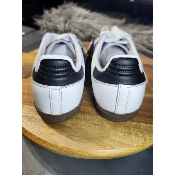 Samba Adidas W size US6 - Picture 5 of 9